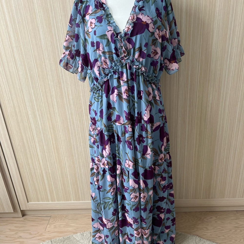Elegant Floral Maxi Boho Dress in Blue and Purple